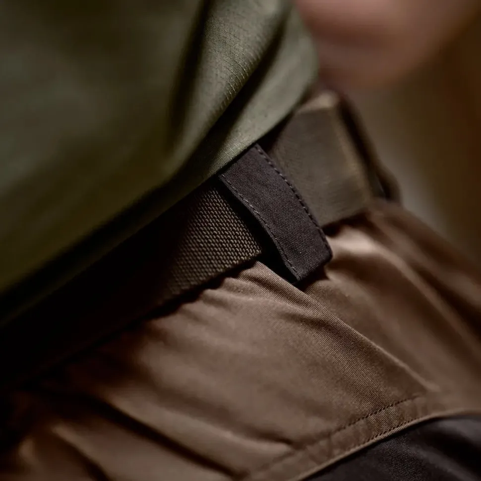 Härkila - Fjell Shorts // Dark earth / Shadow Brown