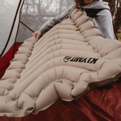 Klymit - Insulated Static V Liggeunderlag // Mørk Sand / Coyote
