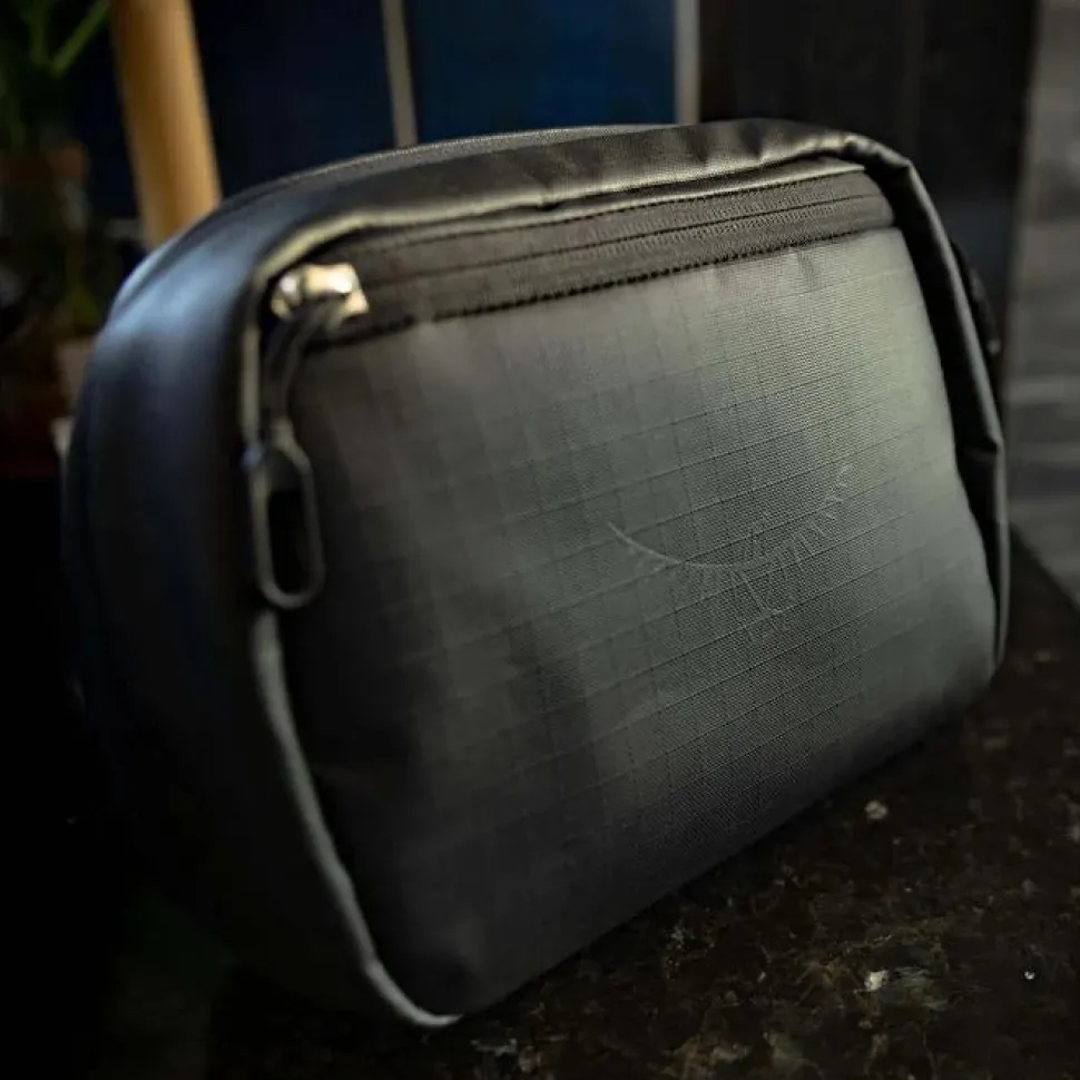 Osprey - Transporter Toiletry Kit // Large