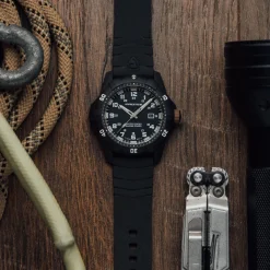 ProTek - PT1016 USMC 42 mm Outdoor Ur // Sort & Sand