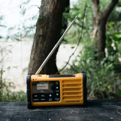 Sangean - MMR-88 DAB+/FM-RDS Multi-Powered Nødradio // Gul