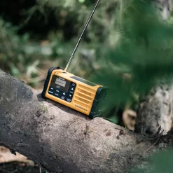 Sangean - MMR-88 DAB+/FM-RDS Multi-Powered Nødradio // Gul