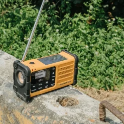 Sangean - MMR-88 DAB+/FM-RDS Multi-Powered Nødradio // Gul