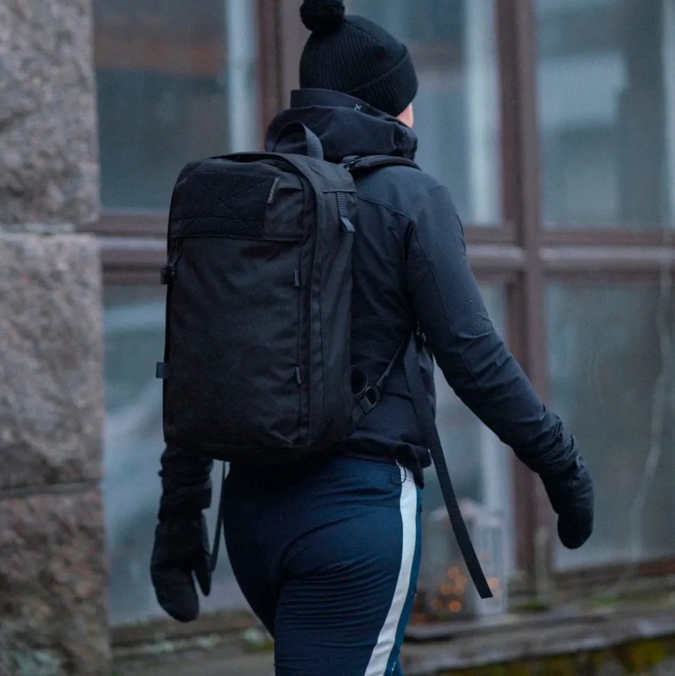 Savotta - Niukka Rygsæk 20L // Sort
