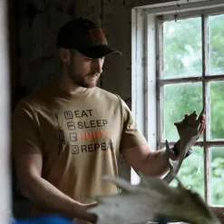Seeland - Crosslist T-shirt // Covert Green