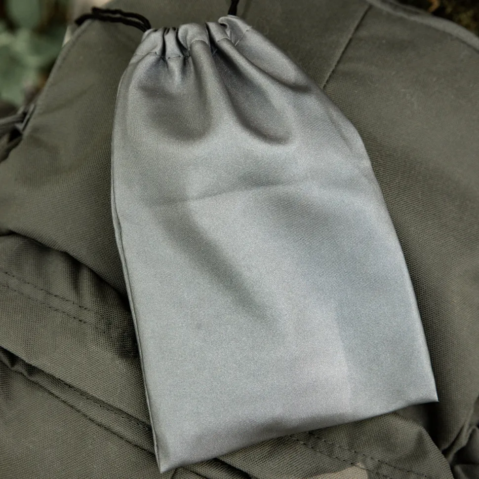 Sunny Hiker - DIY Bushcraft Bålstativ