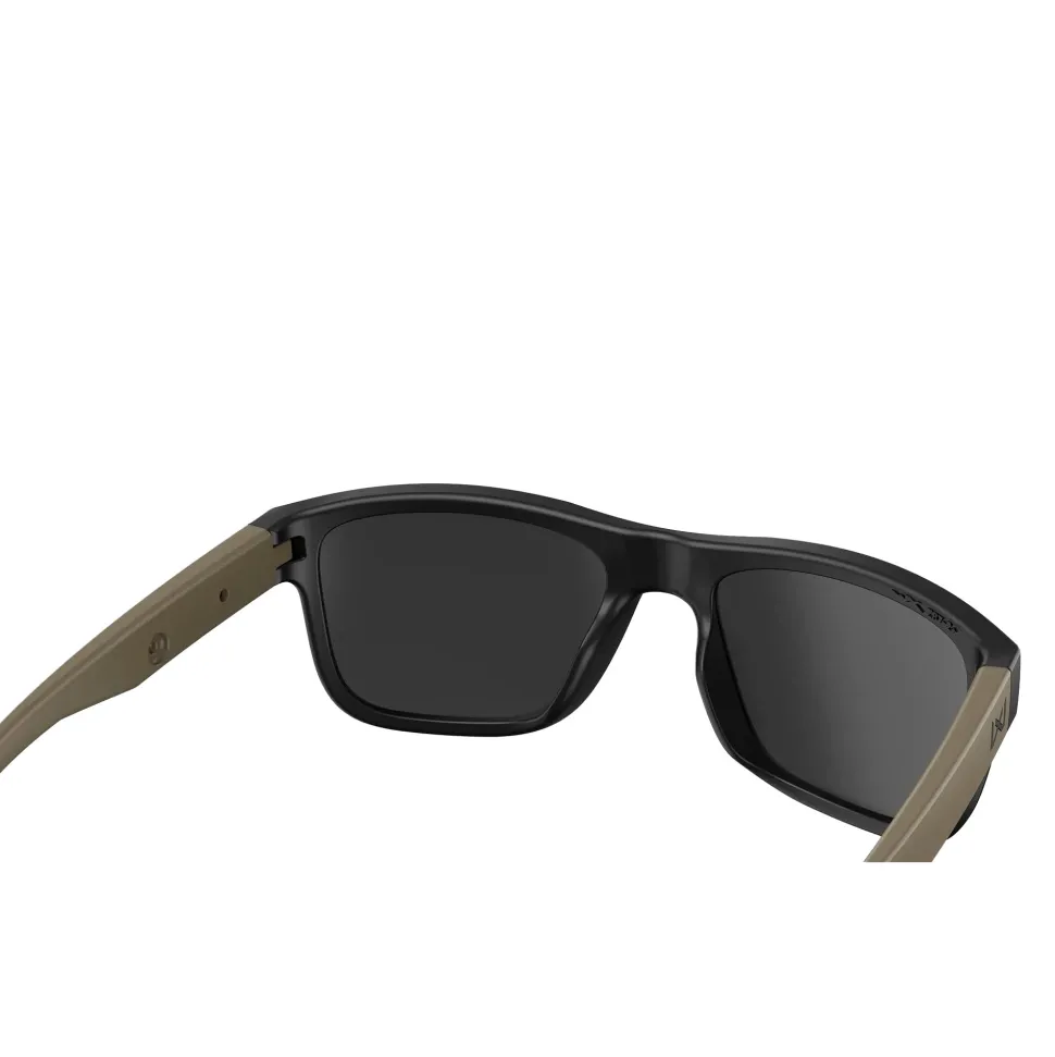 Wiley X - OVATION Solbriller // Captivate Pol Tungsten Mirror - Matte Black/Tan Frame