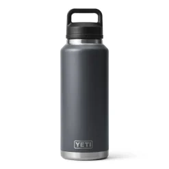 YETI - Rambler Chug Flaske 1L // Mørkeblå