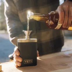 YETI - Rambler Flask Lommelærke // Hvid