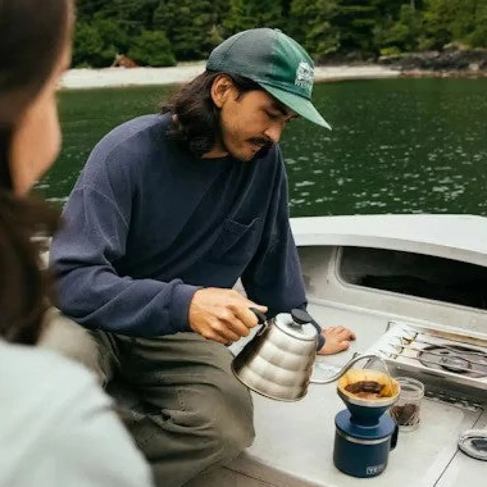 YETI - Rambler Pour Over // Navy