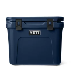 YETI - Roadie 32 Køleboks med hjul // Navy